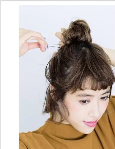 短发怎么扎丸子头好看图解 可人俏皮范更招人爱