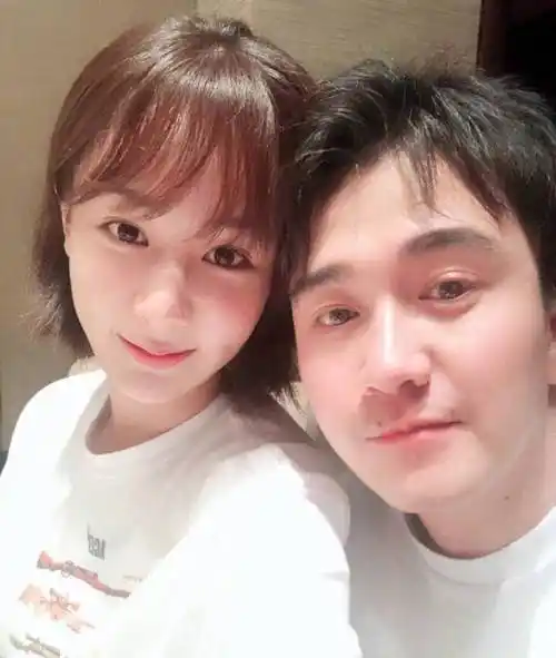 翟天临吐槽杨紫从不请吃饭,友谊的小船说翻就翻?_邓伦_网友_记忆