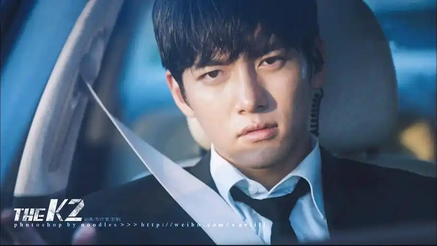 the k2池昌旭帅气西装剧照图片桌面壁纸
