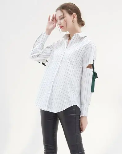池希zara风袖开口设计绑带衬衫