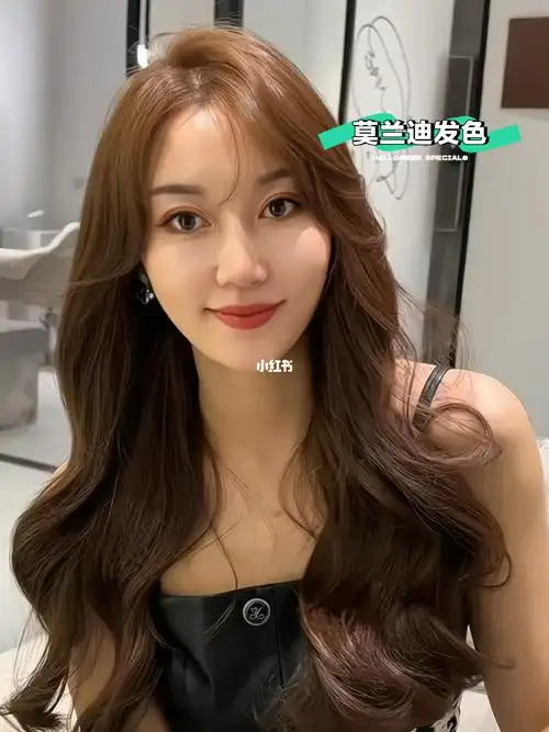 赵露思虞书欣白鹿都喜欢的发色莫兰迪茶棕