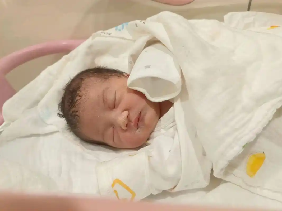 报喜了7815报喜了7815我家刚刚出生的小宝宝 又勇敢了一回