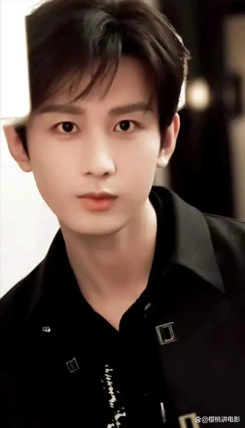 内娱公认的顶级神颜只有10位,李现第8许凯第6,王一博排第3