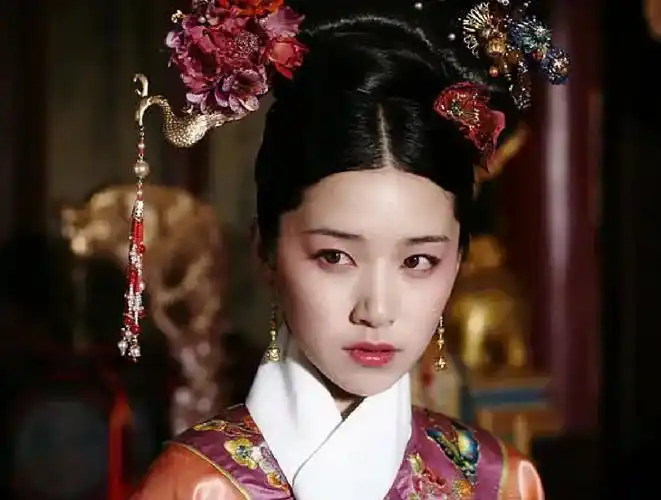 女明星清宫造型阚清子