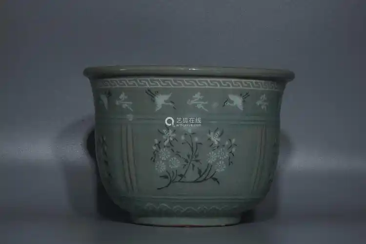 宋代高丽青瓷花盆