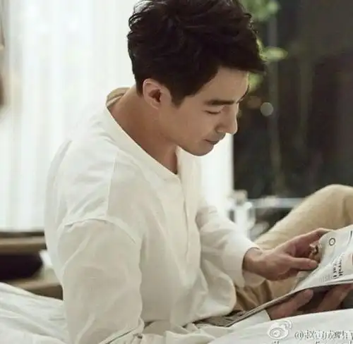 赵寅成头像赵寅成的帅气图片