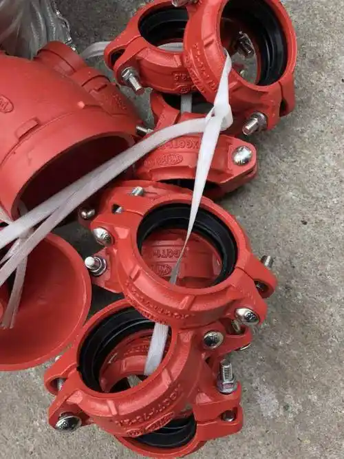 消防沟槽管件钢性卡箍球墨铸铁接头镀锌管连接抱箍