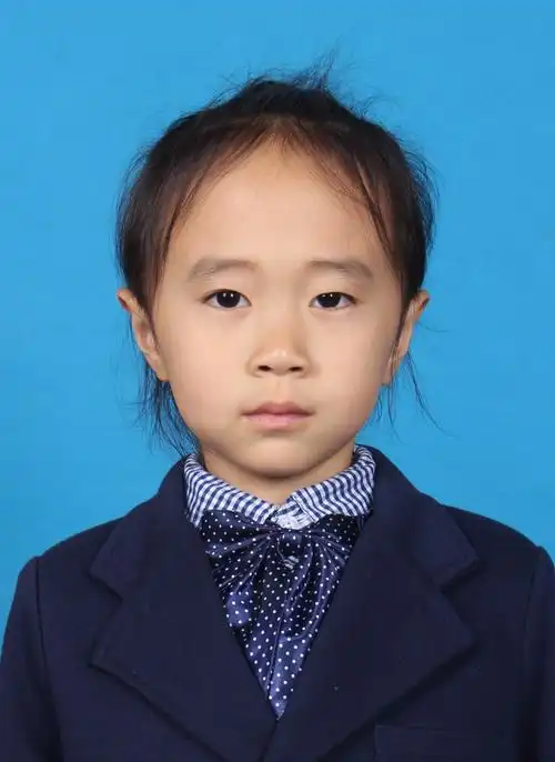 穿着校服的证件照,好看!