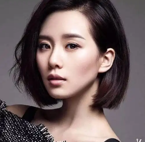 娱乐圈五官最美的四位女明星,最后一位美到骨子里