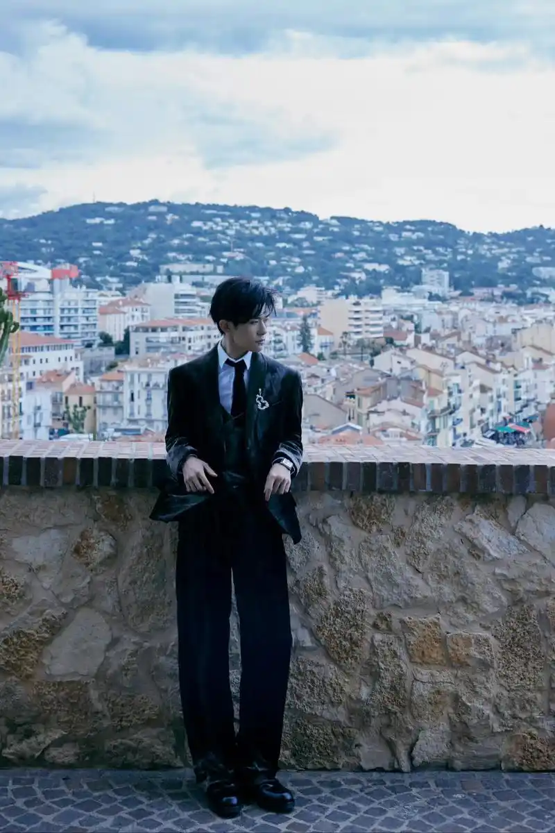 易烊千玺 #帅就完事了 易烊千玺 闪耀戛纳