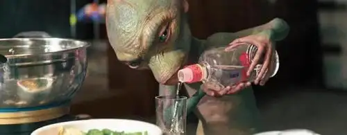 《疯狂的外星人》:让你从头笑到尾