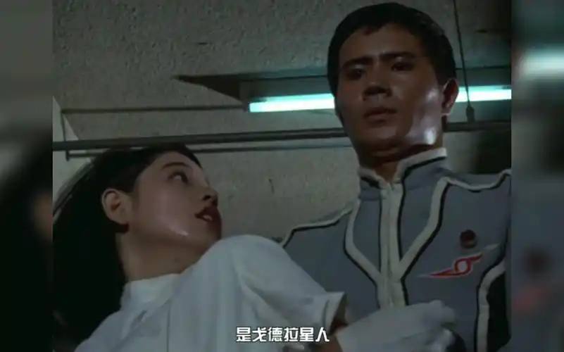 盘点七位昭和奥特曼变身画面:第3期,诸星团绑架安奴,被赛文头镖一击