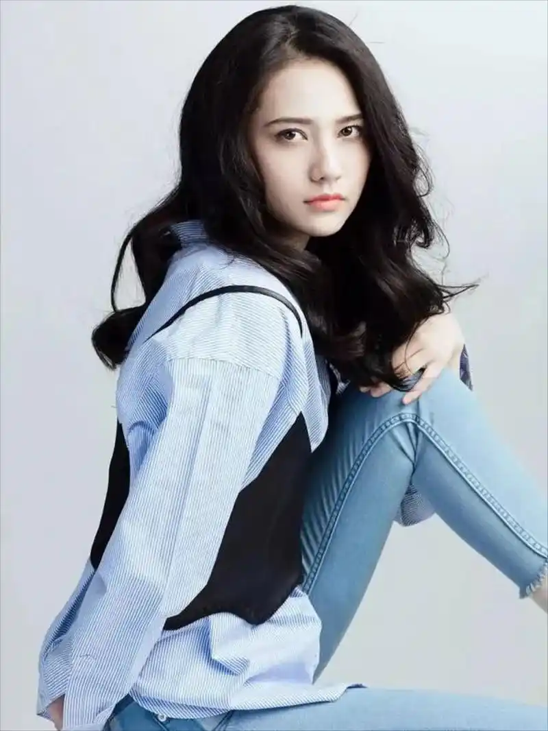 《非凡医者》中姜珮瑶神似高圆圆,相似度极高.