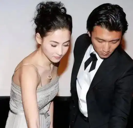 离婚12年后,再看张柏芝与谢霆锋的较量,才发现魔高一尺道高一丈