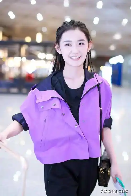 蒋依依偷税漏税被举报,已经补缴,她曾与郭麒麟传出绯闻_武丹丹_明星