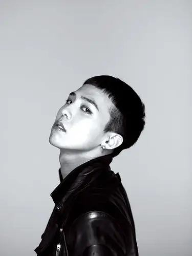 求g-dragon这个时期的无水印图和宣传照.