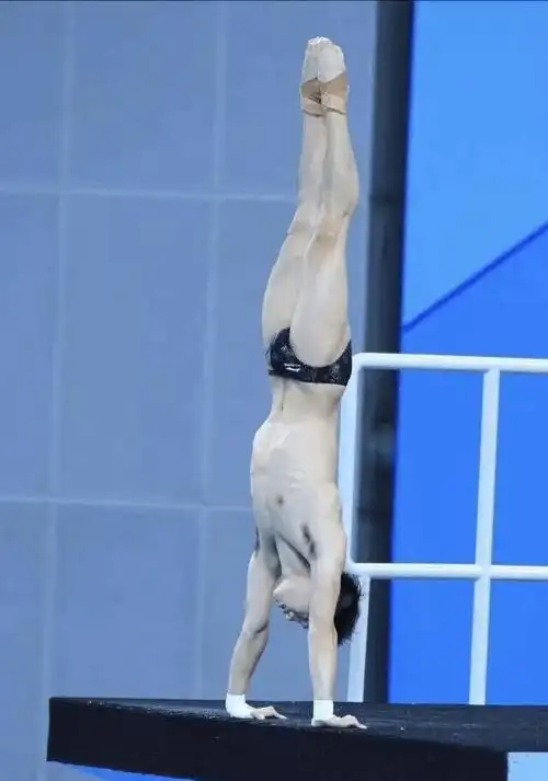 跳水奇才陈艾森演了《猩球崛起3》和"速度与激情"