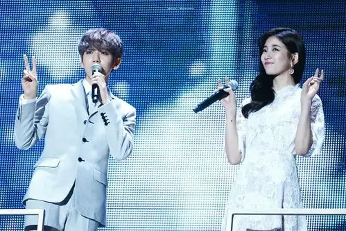 2016mama大赏颁奖典礼边伯贤and秀智《dream》合作舞台