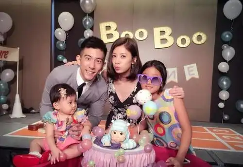 贾静雯怀三胎四个月