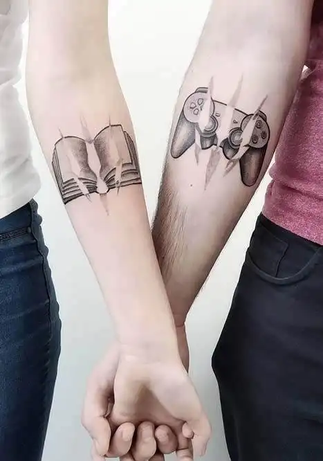 特别不过时情侣纹身图案2