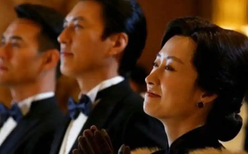 刘敏涛和王凯的关系 一起走红毯是两口子吗