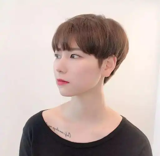 剪超短发的女生颜值都很高