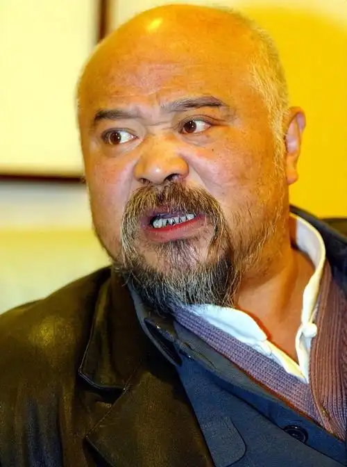 不听医生劝阻,无视糖尿病烟酒不离身的演员李琦,现在怎么样了?