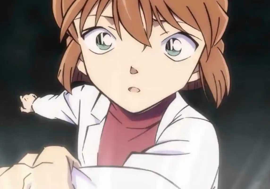 二次元# #动漫# #名侦探柯南# 穿白大褂的灰原哀,与穿裙子的灰原哀