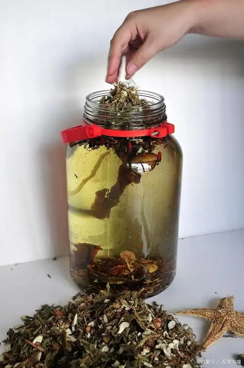 再次呼吁民间所有自制药酒者,自制药酒一定要按医生处方配制并服用.