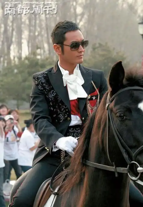 命运大逆转:前夫哥黄晓明当选电影协会副会长,杨颖内娱复出困难