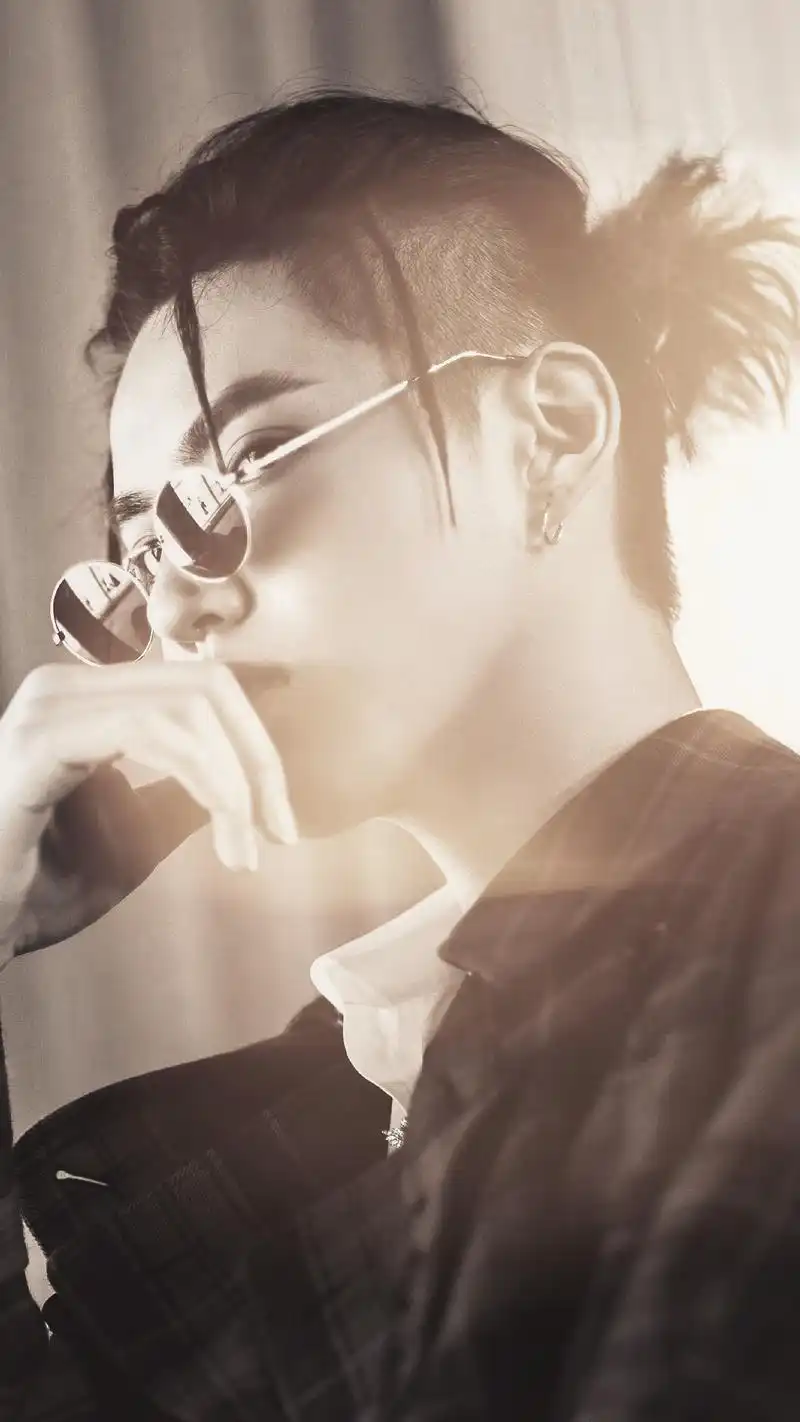 吴亦凡 还是那么帅?虽然