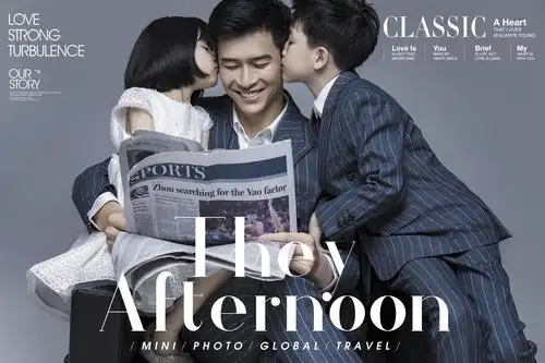 三口之家亲子照工笔画全家福主题任选