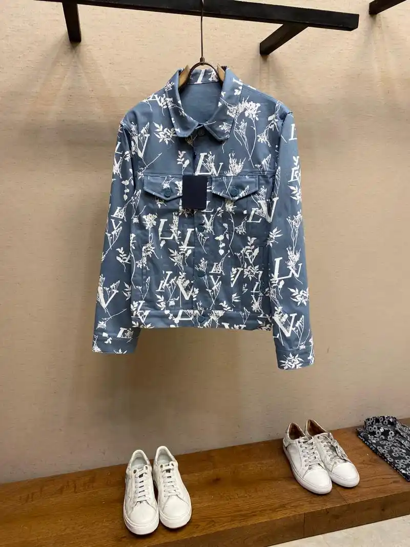 lv驴家叶子图案牛仔外套夹克#时尚穿搭# #奢侈品推荐