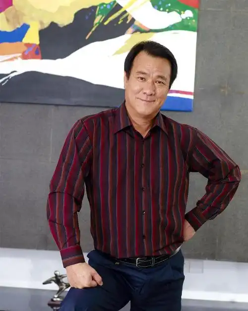 如何评价李修贤