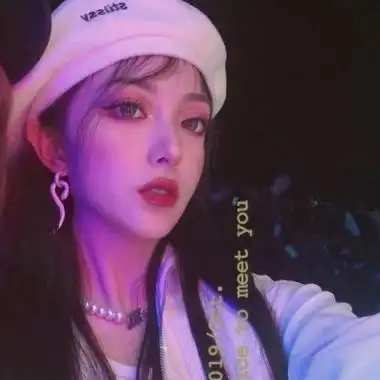 抖音霸气个性女头像_抖音热门微信最火霸气个性女头像