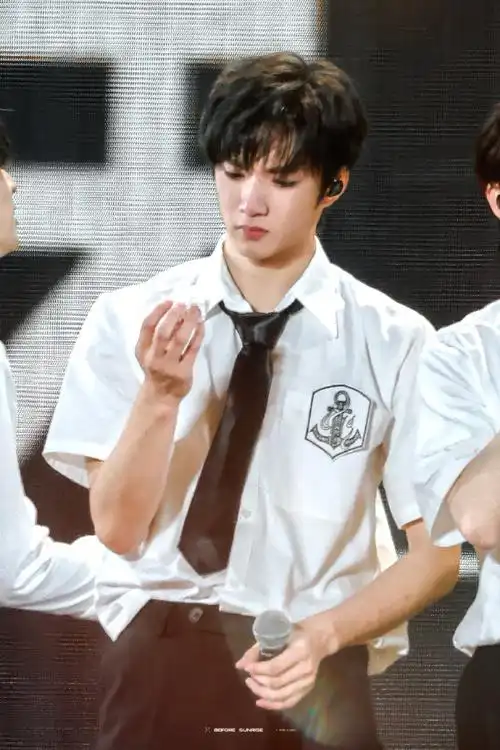 刘耀文重庆演唱会