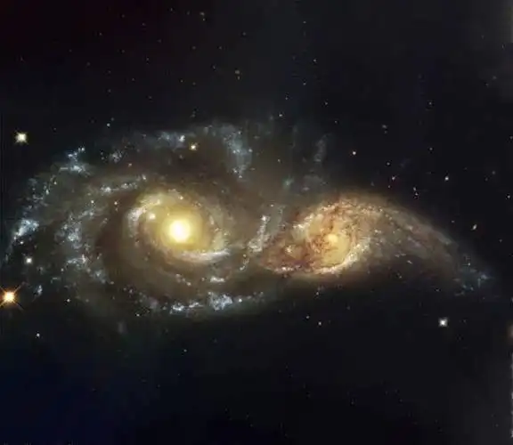 3)太极图揭示了四维宇宙时空循环往复的运动规律.