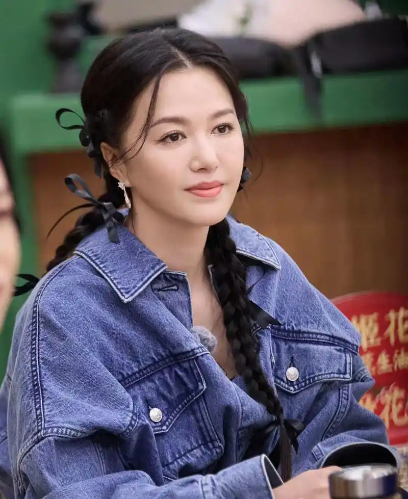 《声生不息》巅峰对决:谭维维vs郁可唯