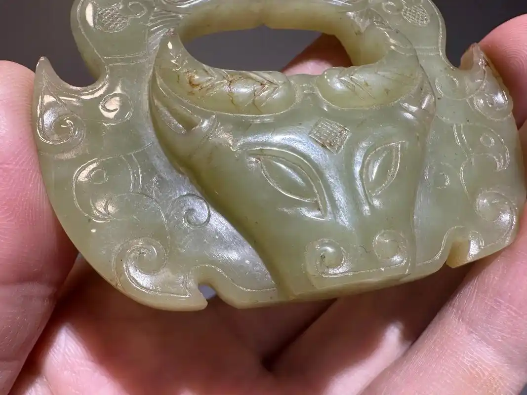 高古玉千年之美 #器物之美 #让文物抖起来 #好的作品都是 - 抖音