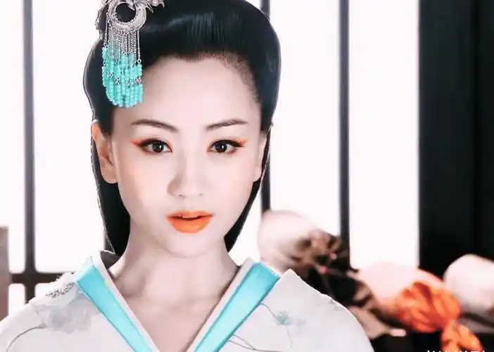 4年前"丢"了《凤囚凰》,4年后再演古装,杨蓉"杀"回来了!