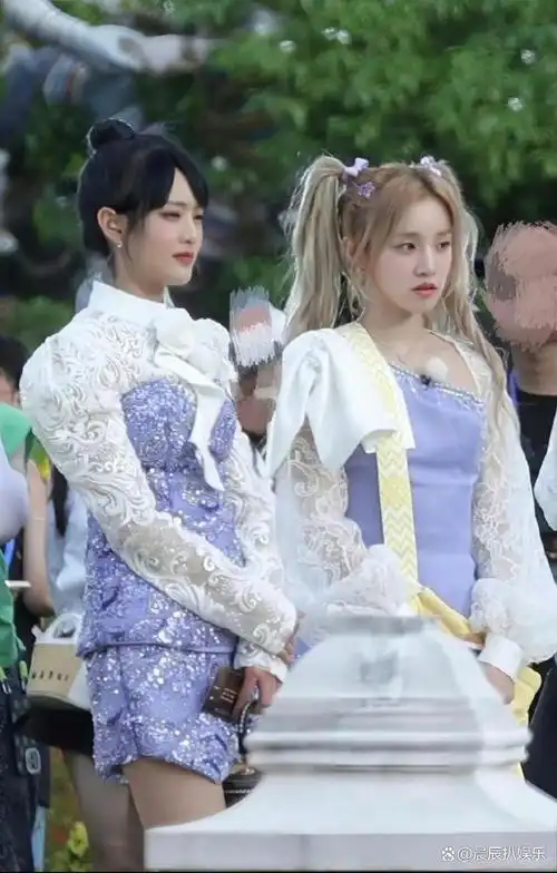 本次录制跑男团全员集结,原常驻嘉宾蔡徐坤,宋雨琦将回归跑男团, 飞行