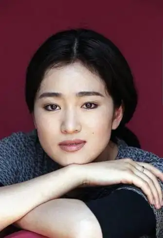 回顾三次高考落榜手撕金马与张艺谋纠葛八年无果巩俐的成名史