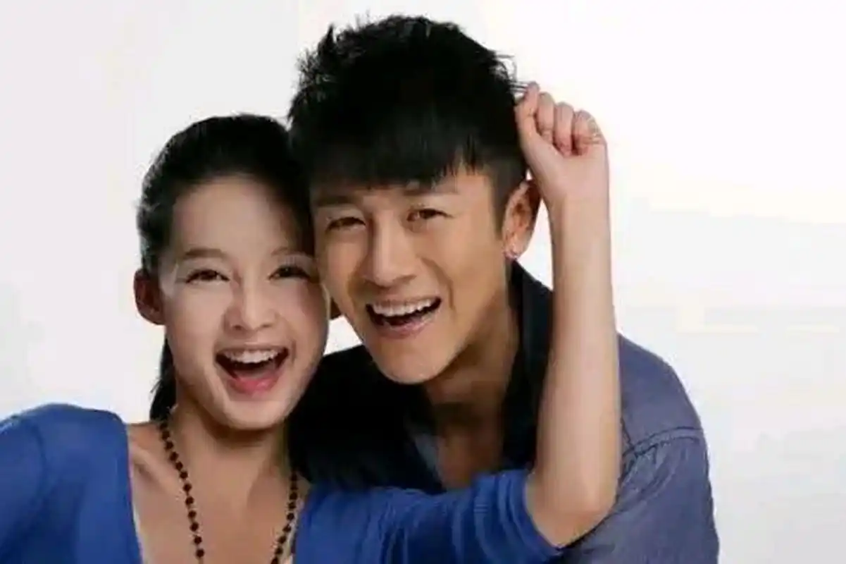 为什么林雨申把李沁给取关了?今天我就上网搜一搜这个林雨申.