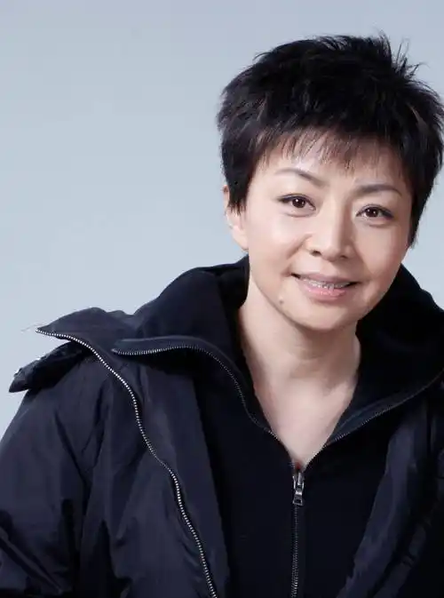 宋丹丹:在伤痛与和解中寻找自我