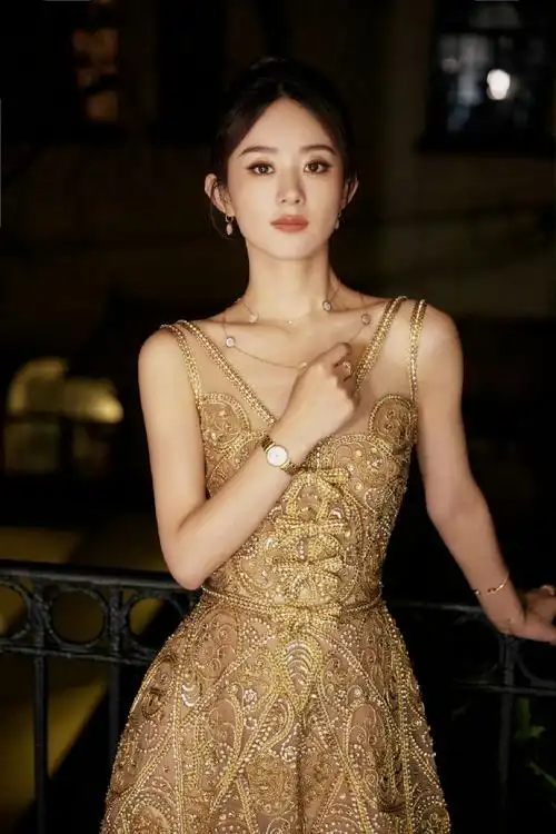 赵丽颖活动穿es高定#2024春夏高定2023秋冬高定2023春夏高定2021聪哪