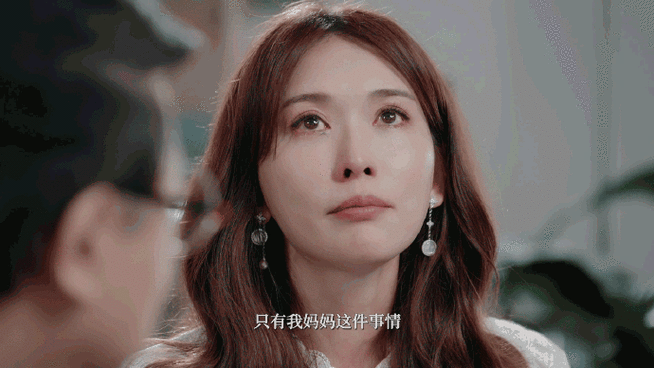 有被林志玲氛围感喝水侧颜美到##林志玲说自己很久很久没出现了