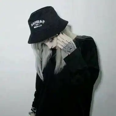 霸气冷酷超拽女生头像