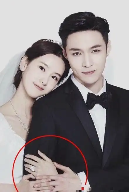 张艺兴疑似恋情曝光,网友活久见:这个年纪谈恋爱真的没什么了!