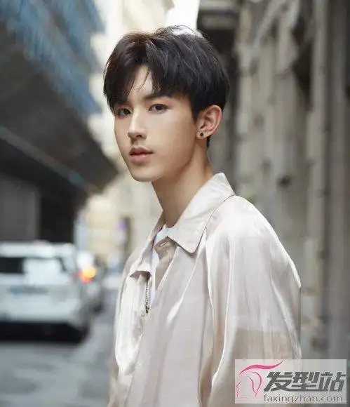 男生流行剪什么短发 八款型男look尽显时尚帅气_发型站_最新流行发型