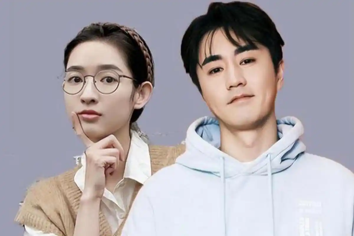 杨玏与小十岁女友王玉雯结束海外甜蜜之旅!